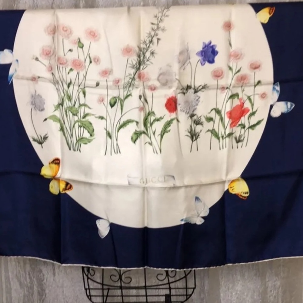 Gucci Floral Print Silk Scarf - Cream and Blue
